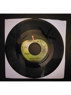 Badfinger- come and get it - apple records- vintage 45 NM
